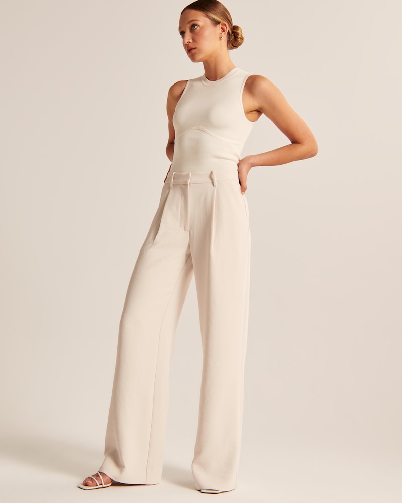 Wide-Leg Tailored Pants